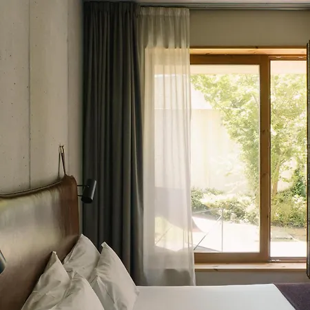 Szálloda Outsite Mouco 4*